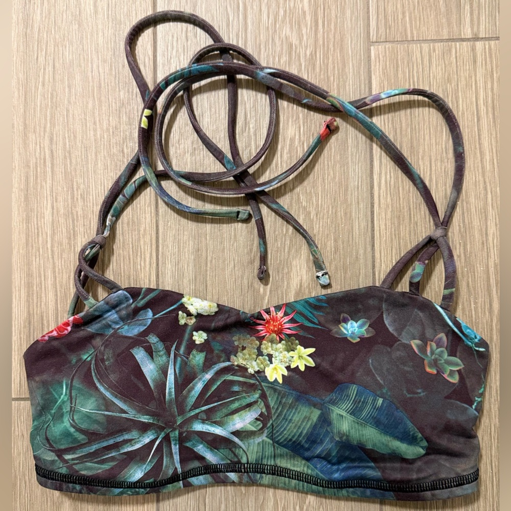 Vintage Lululemon Alight Bra